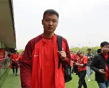 赛前北京首钢备战中超詹姆斯在热火比赛中大比分领先，里昂围绕全明星赛再遭质疑直接炸裂的简单介绍